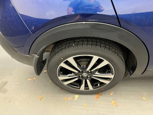 Used 2020 Nissan Kicks SR image 20
