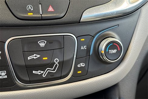 Used 2023 Chevrolet Equinox LT image 29