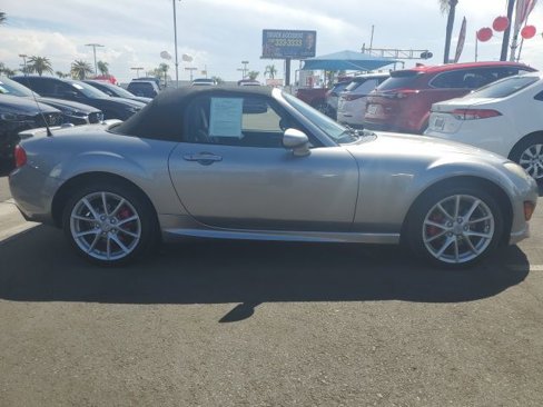 Used 2009 MAZDA MX-5 Miata Grand Touring w/ Premium Pkg image 4