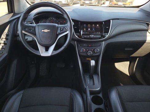 Used 2018 Chevrolet Trax LT w/ Redline Edition image 22