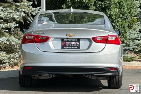 Used 2017 Chevrolet Malibu LT w/ Leather Package image 5