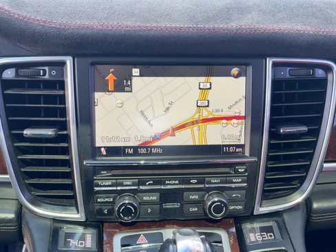 Used 2010 Porsche Panamera Turbo image 24