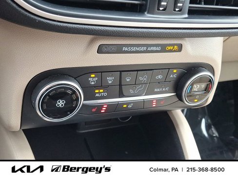 Used 2020 Ford Escape SEL image 16