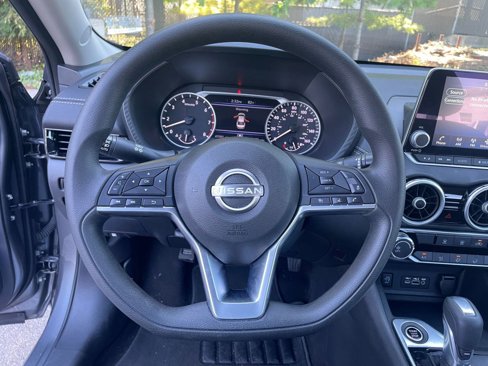 Used 2024 Nissan Sentra SV image 25