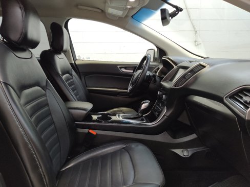 Used 2018 Ford Edge SEL w/ Equipment Group 201A image 21