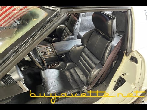 Used 1991 Chevrolet Corvette ZR1 image 19