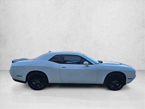 Used 2018 Dodge Challenger SXT w/ Blacktop Package image 4