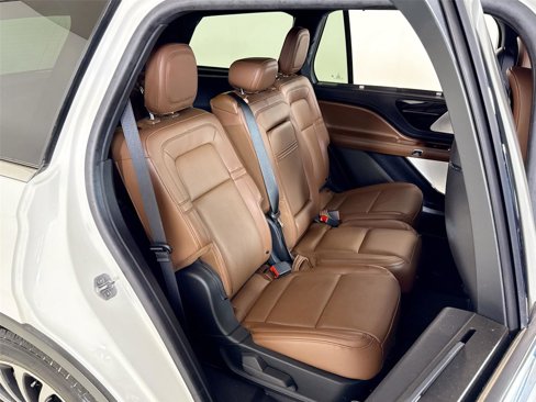 Used 2022 Lincoln Aviator Reserve w/ Equipment Group 201A image 28