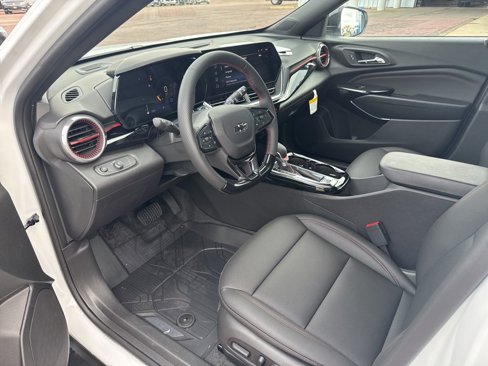 New 2025 Chevrolet Trax RS image 9