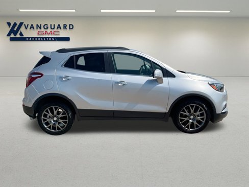 Used 2018 Buick Encore Sport Touring image 12