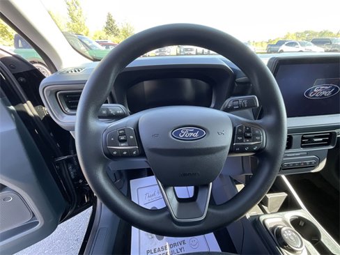 New 2025 Ford Maverick XL image 14