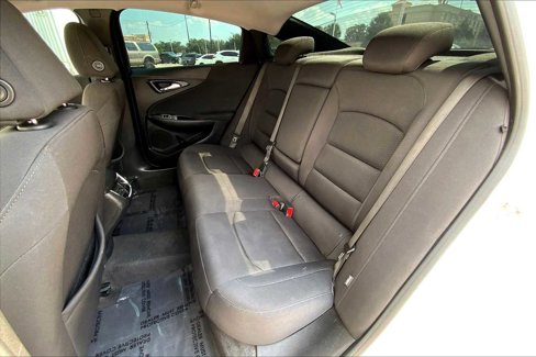 Used 2020 Chevrolet Malibu LT image 19