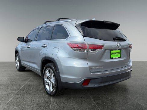 Used 2016 Toyota Highlander Limited Platinum image 4