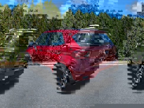 Certified 2024 Hyundai Venue SEL image 6