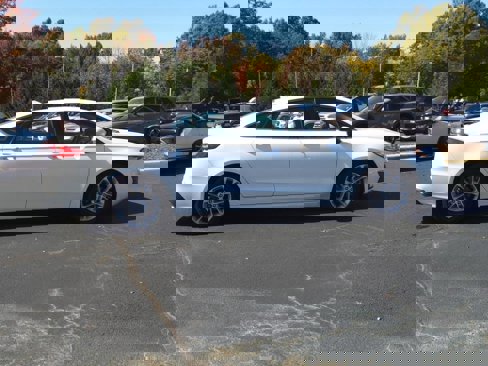 Used 2020 Ford Fusion SE image 8