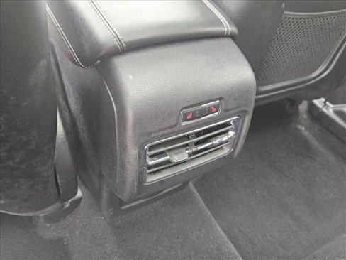 Used 2022 Lincoln Corsair Reserve w/ Equipment Group 201A image 17