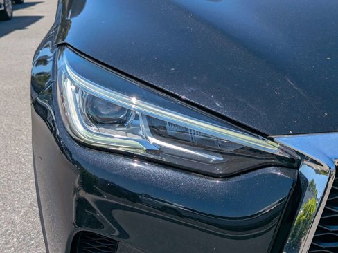Certified 2021 INFINITI QX50 Essential w/ Convenience Package image 9