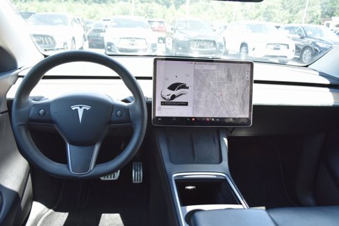 Used 2021 Tesla Model Y Performance image 16