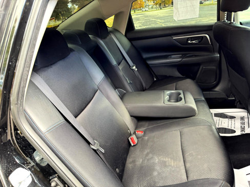 Used 2017 Nissan Altima 2.5 SR w/ Midnight Edition Package image 38