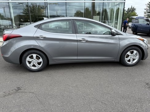 Used 2014 Hyundai Elantra SE image 4