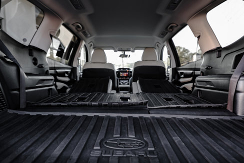 Used 2022 Subaru Ascent Limited image 9