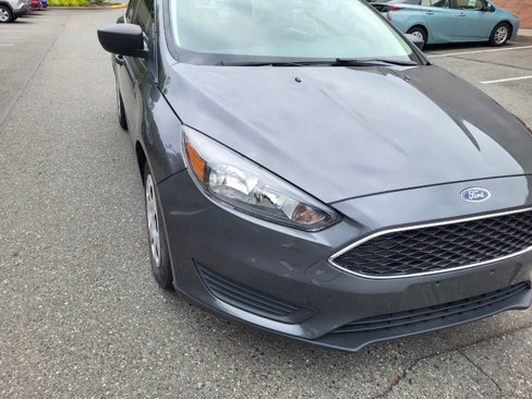 Used 2018 Ford Focus S image 4