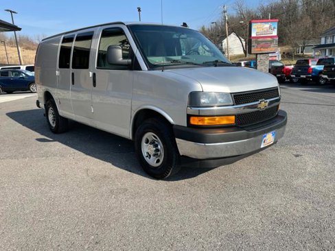 Used 2021 Chevrolet Express 2500 w/ Driver Convenience Package image 11