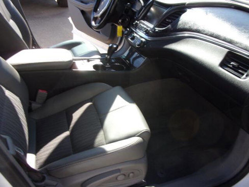 Used 2017 Chevrolet Impala LT image 14
