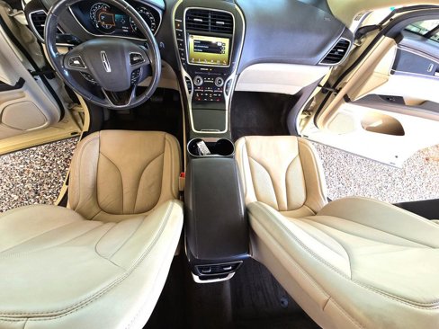 Used 2016 Lincoln MKX Select w/ Select Plus Package image 16