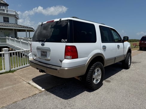 Used 2004 Ford Expedition Eddie Bauer image 6