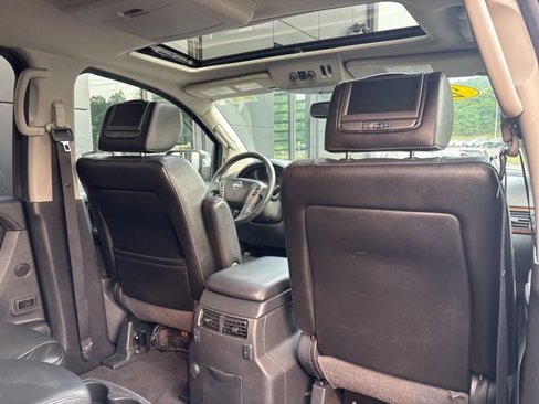 Used 2015 Nissan Armada Platinum image 33