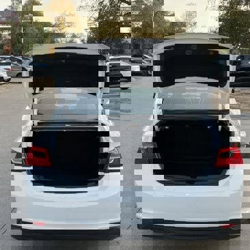 Used 2023 Chevrolet Malibu LT image 24