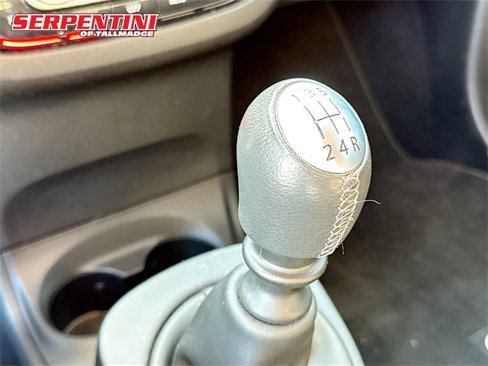 Used 2016 smart fortwo pure image 17