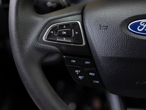 Used 2018 Ford Escape SE w/ SE Sync 3 Package image 15
