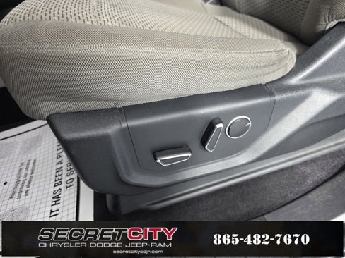 Used 2015 Ford F150 XLT w/ Equipment Group 302A Luxury image 13