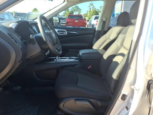 Used 2020 Nissan Pathfinder S image 19