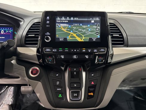 Used 2018 Honda Odyssey Touring image 45