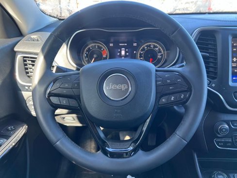Used 2023 Jeep Cherokee Altitude Lux image 22