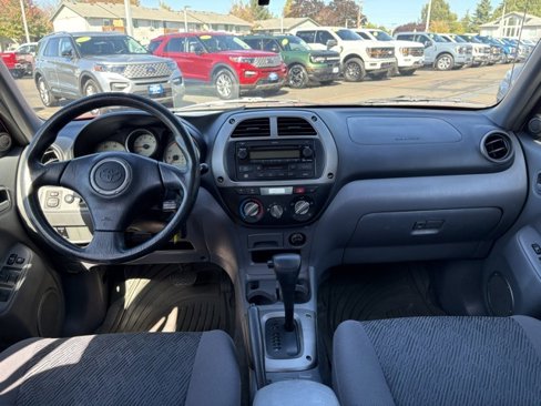 Used 2003 Toyota RAV4 2WD image 3