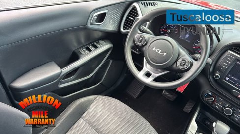 Used 2022 Kia Soul LX w/ Technology Package image 28