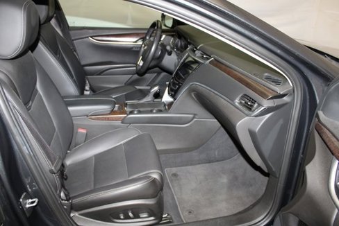 Used 2018 Cadillac XTS Luxury image 11