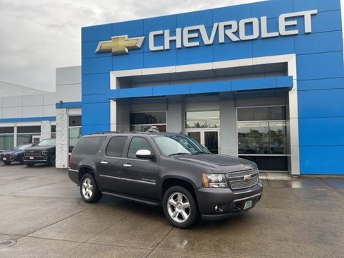 Used 2011 Chevrolet Suburban LTZ image 1