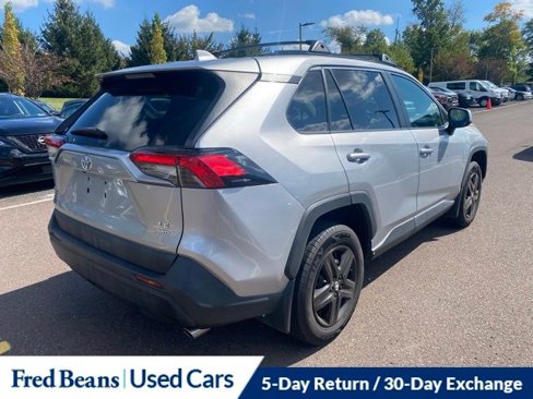 Used 2019 Toyota RAV4 LE image 8