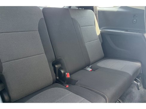 Used 2021 Chevrolet Traverse LT image 18