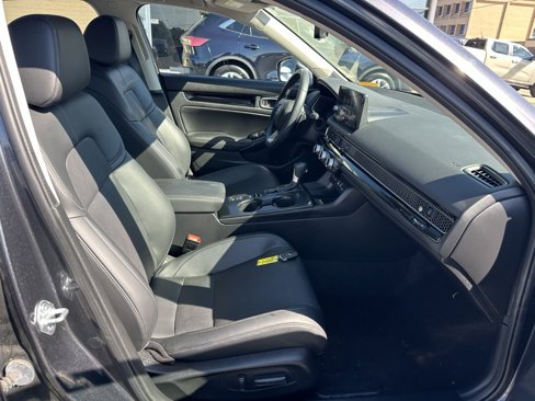 Used 2022 Honda Civic Touring image 15