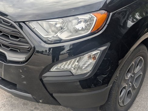 Used 2021 Ford EcoSport S image 4