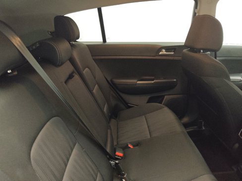 Used 2020 Kia Sportage LX image 19