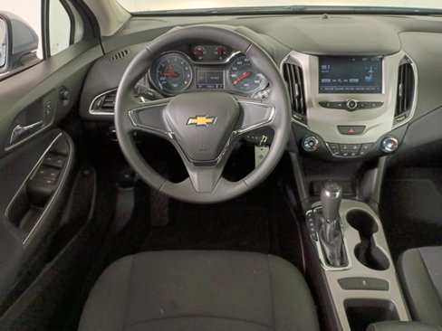 Used 2017 Chevrolet Cruze LS image 35