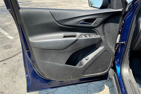 Used 2023 Chevrolet Equinox LT image 20