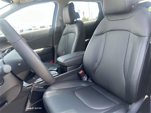 New 2026 Kia Sportage EX image 6